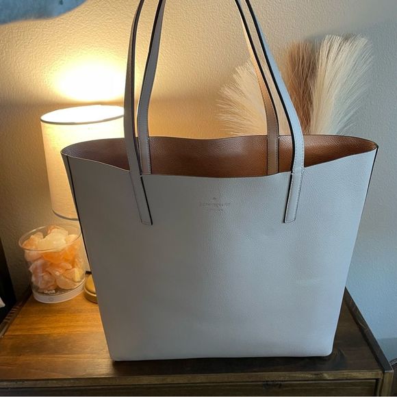 kate spade Handbags - Kate Spade Ava reversible tote bag